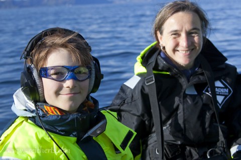 Amy hört nur Boote, keine Wale
