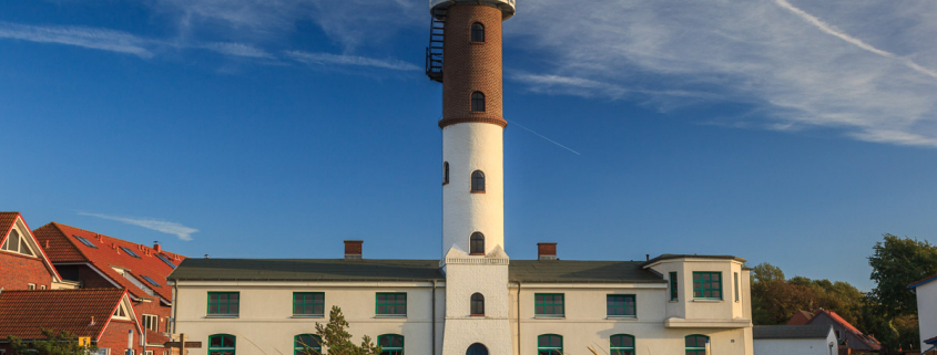 Leuchtturm auf der Ostseeinsel Poehl