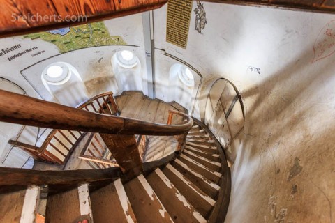 Holztreppe des Lindauer Leuchtturms