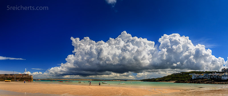 Wolken über St Ives, Cornwall