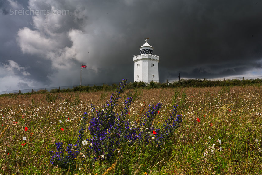 Schwere Gewitterwolken am South Foreland Lighthouse