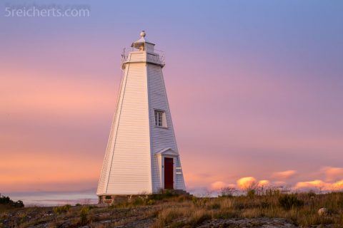 Abendrot am Leuchtturm Stavik