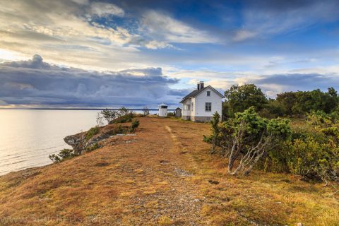 Wanderpfad entlang der Klippe, Hallsvik