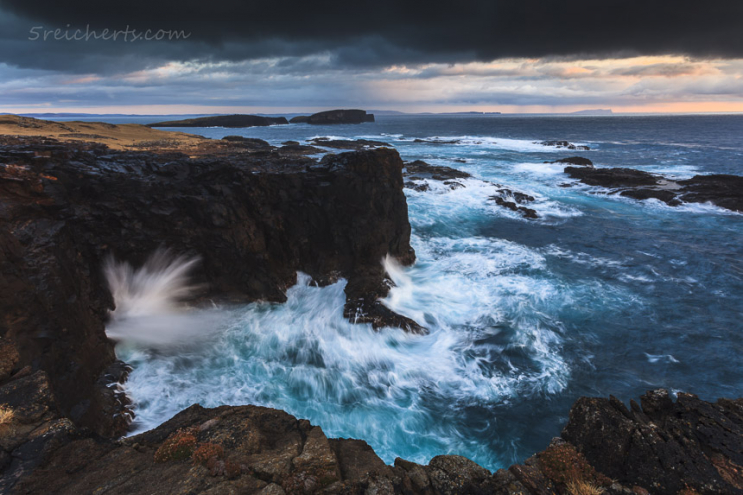 Naturfotografie macht glücklich -Shetland, Blowhole bei Regenwetter