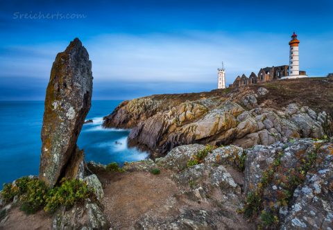 Langzeitbelichtung am Leuchtturm St Mathieu, Bretagne