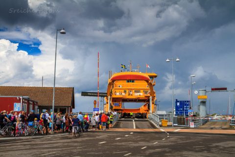 Da ist was los, Fähre zur kleinen Insel, Gränna, Schweden