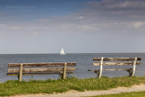 Segelboot in der Ferne, Marken, Niederlande