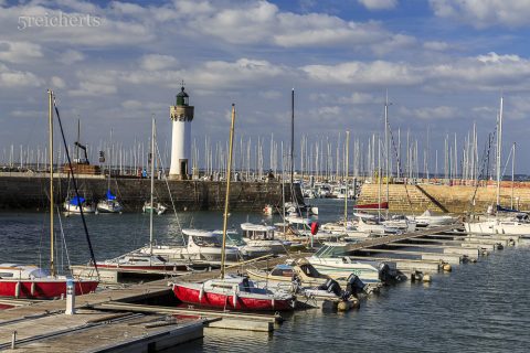 Leuchtturm im Hafen von Haliguen, Quiberon