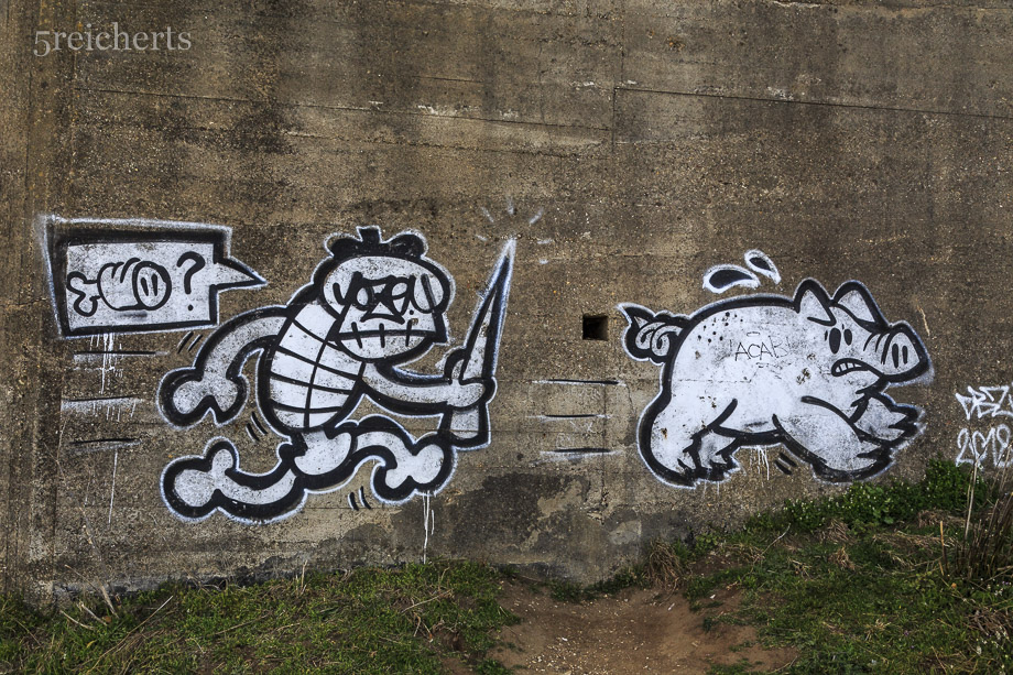 Graffiti an einem Bunker