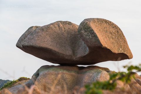 Balancierender Felsen, Zöllnerpfad, Ploumanac'h, Bretagne