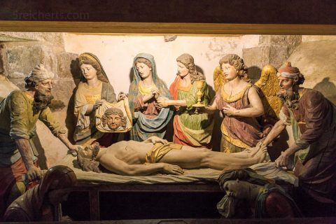 Grablegung Christi im Beinhaus, St. Thegonnec, Bretagne