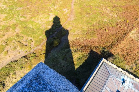 Der Schatten des Leuchtturms Fréhel
