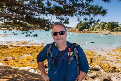 Gunter sucht den Schatten auf der Ile de Brehat