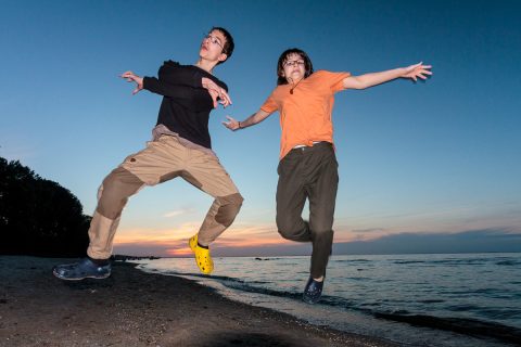 Posieren in der Luft, deutsche Ostseeküste