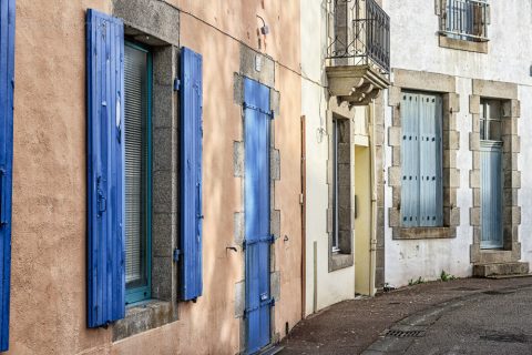 Gasse in Lesconil, Bretagne