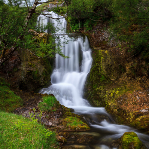 kleiner Wasserfall, Schottland