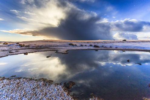 Vollmond hinter Wolke, Eshaness, Shetland