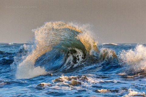Glasklarer Blick in die Welle, Lesconil
