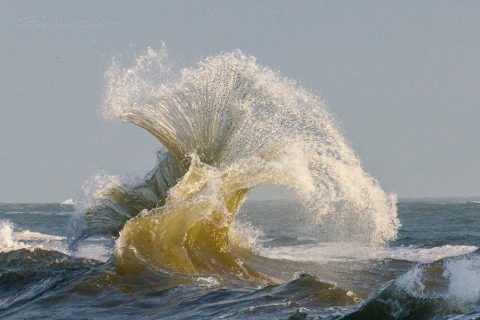 Wellenfotografie in der Bretagne im Herbst Wellen in Lesconil, Bretagne