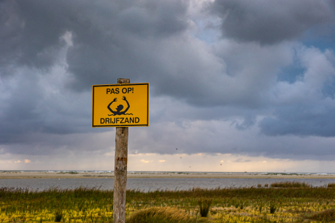 Vorsicht Freibsand und schwere Wolken, Ameland