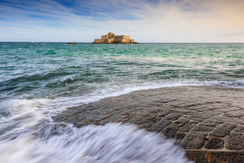 Wellen in Saint Malo