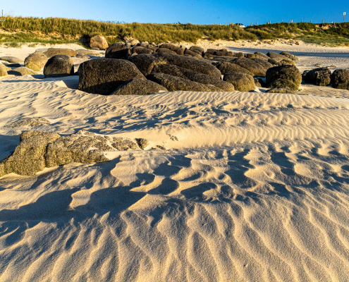 Muster im Sand nach Wind, Plage des Amiets