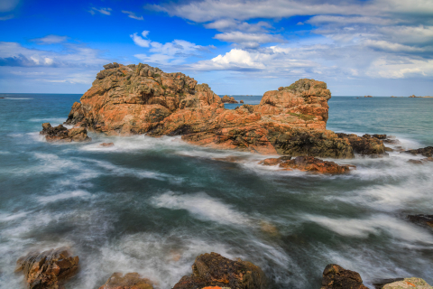 Pointe Du Chateau. Plougescrant