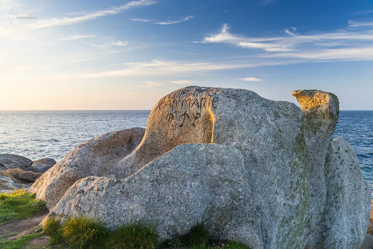 Felsenküste beim Beg Menom, Bretagne