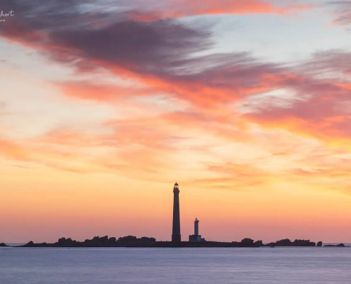 Sonnenuntergang am Leuchtturm Ile Vierge, Bretagne
