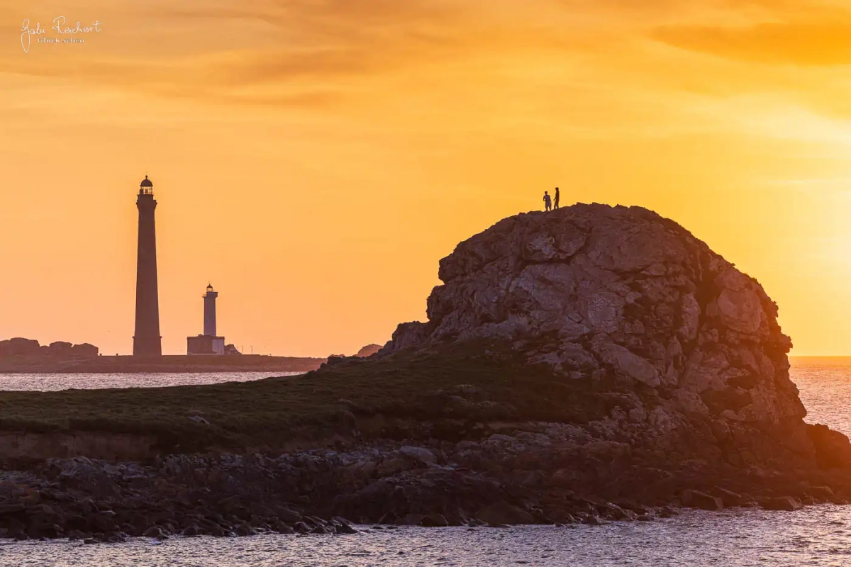 Sonnenuntergang am Leuchtturm Ile Vierge, Bretagne