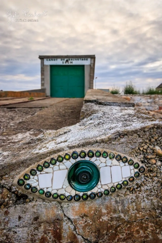 Auge in Camaret, mit Seenotrettungsstation