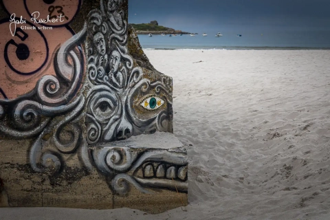 Auge des Pierre Chanteau am Bunker in Ploudalmeazeau