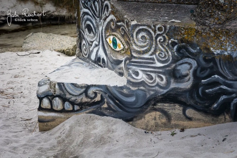 Auge des Pierre Chanteau am Bunker in Ploudalmeazeau